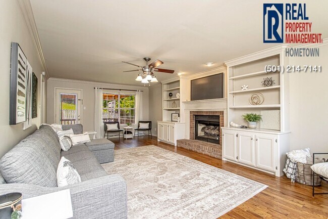 Building Photo - 13718 Longtree Dr
