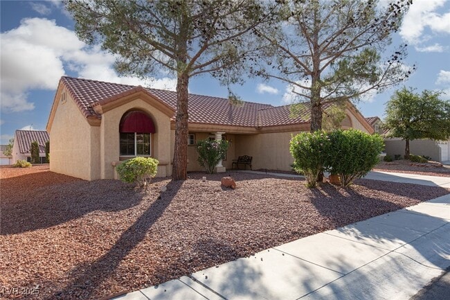 Building Photo - 2432 Palmridge Dr