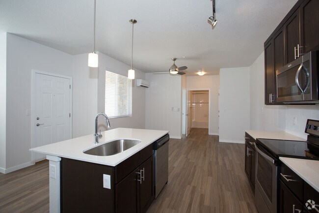 1HAB, 1BA - Collier - Enclave Vista Ridge