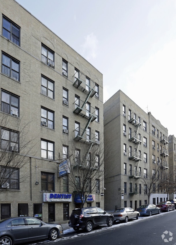 Building Photo - 2406 Walton Ave