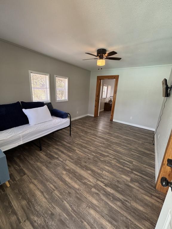 Building Photo - 339 S Whitney St