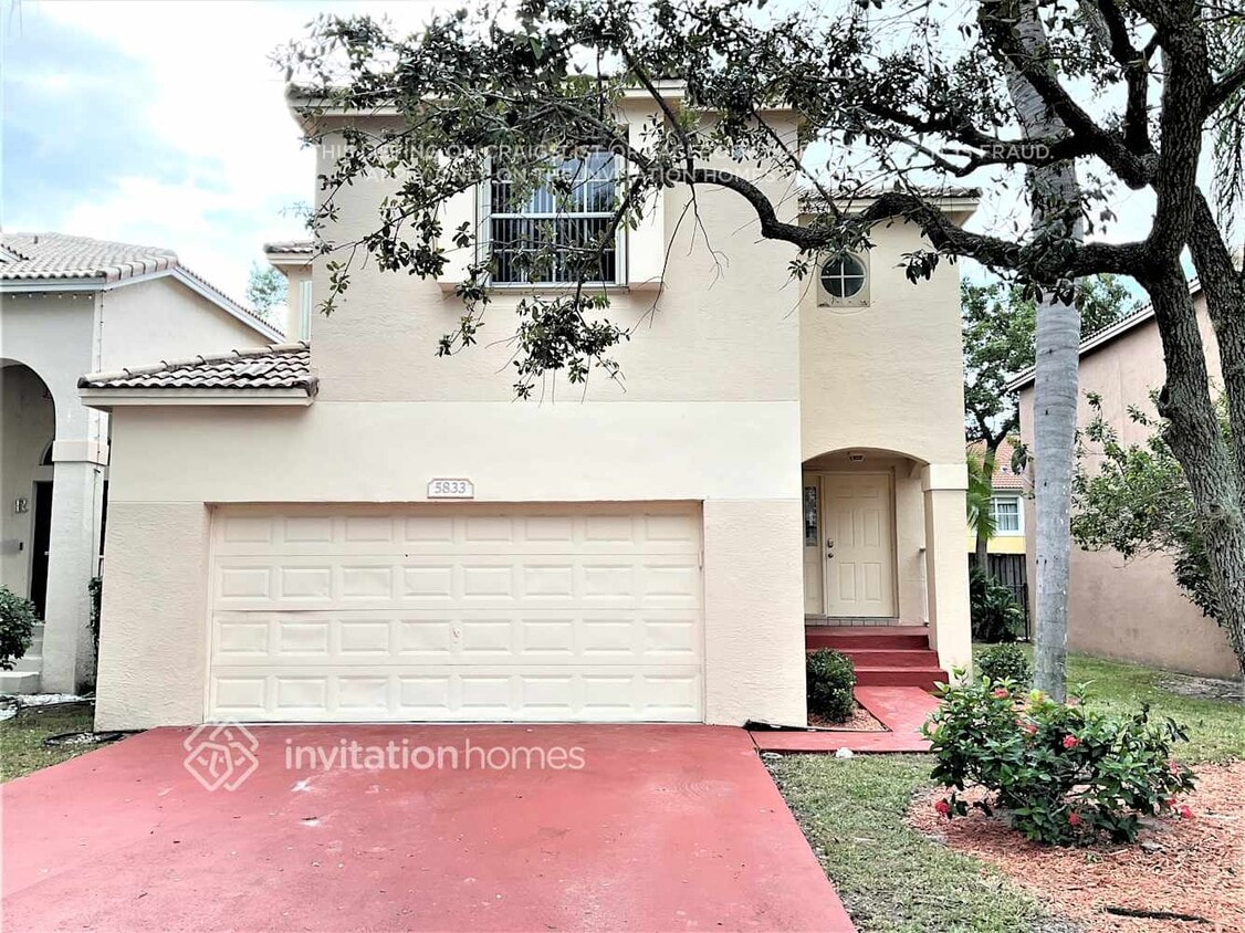 Foto principal - 5833 Eagle Cay Ln