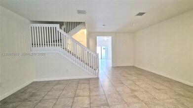 Building Photo - 10570 W 33rd Ln