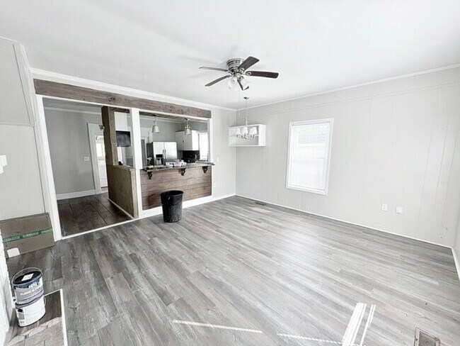 Foto del edificio - 533 Broadway St