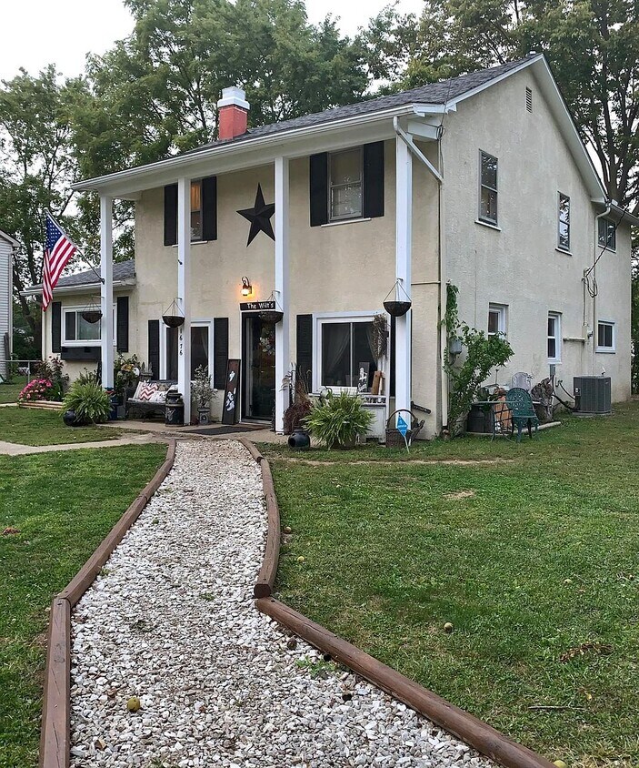 1676 W Arcadia Ave, Obetz, OH 43207 House Rental in Obetz, OH
