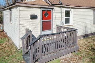 Building Photo - 835 N Beckford Dr