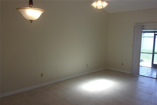 Foto del edificio - 1321 Topfield Ct