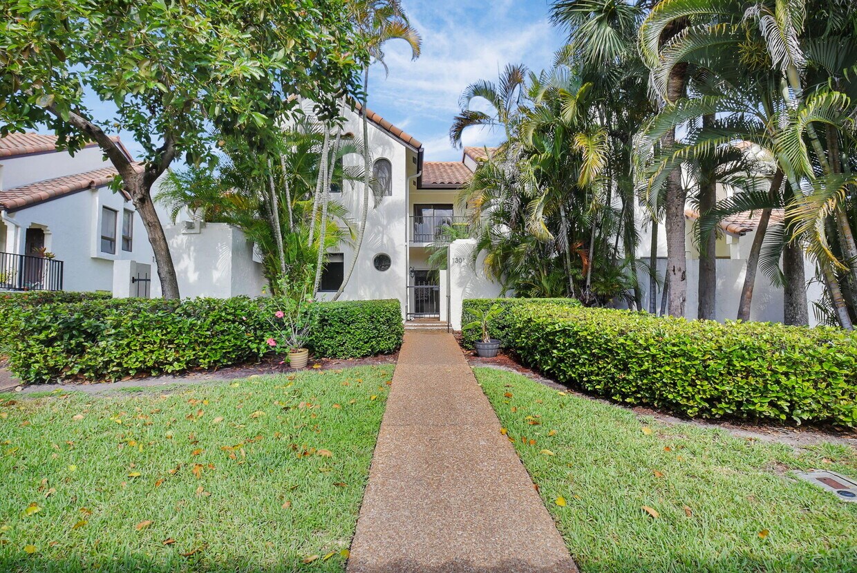 Foto principal - 7884 Seville Pl