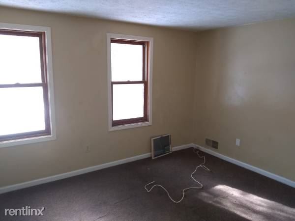 Building Photo - 3 br, 1 bath House - 62 Waverly Pl