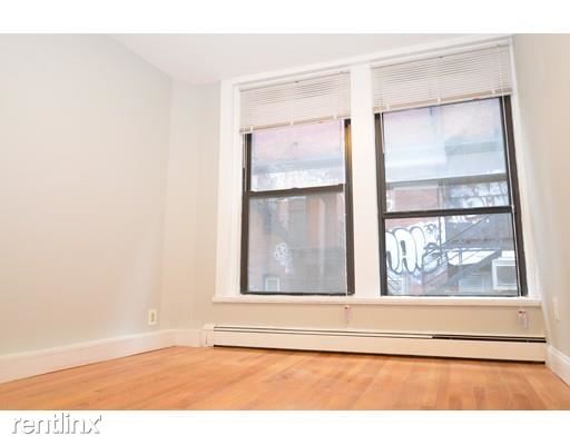 Building Photo - 2 br, 1 bath  - 5 Knapp Street #3NG 3