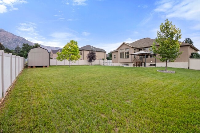 Building Photo - 3287 N 1375 W