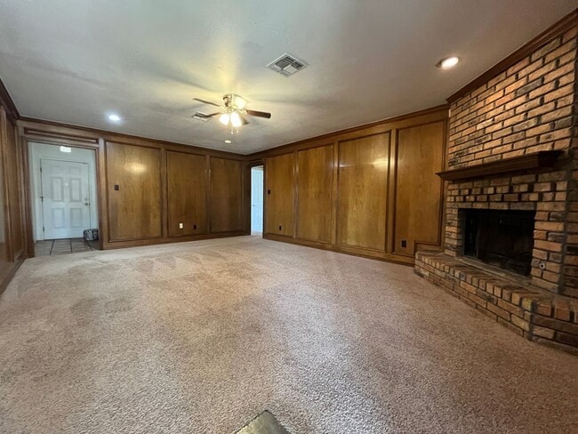 Building Photo - 3321 Colquitt Rd