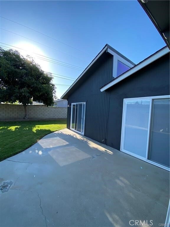 Building Photo - 16131 Warren Ln