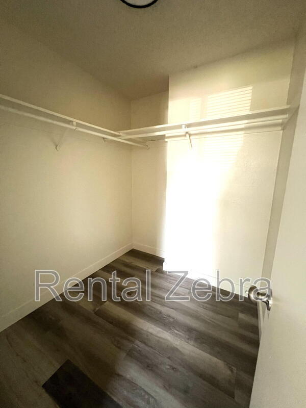 Foto del edificio - 1420 Southwest Blvd
