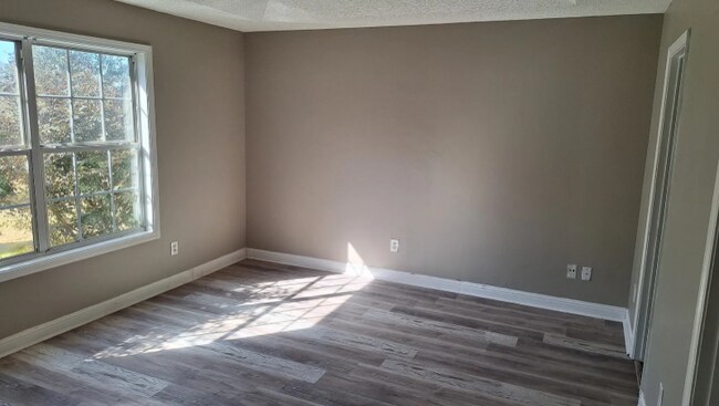 Foto del edificio - 759 Jackson Lake Rd