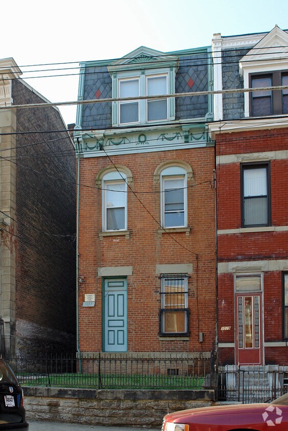 Building Photo - 1017 Dayton St