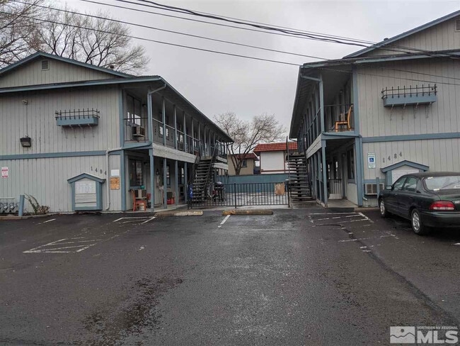 Building Photo - 1484 Lewis St