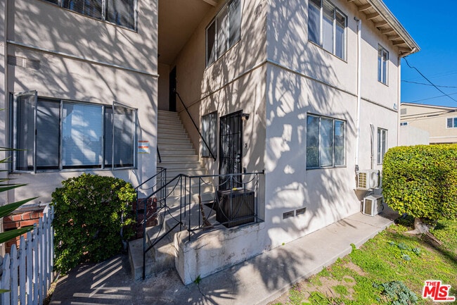 Building Photo - 11825 Iowa Ave