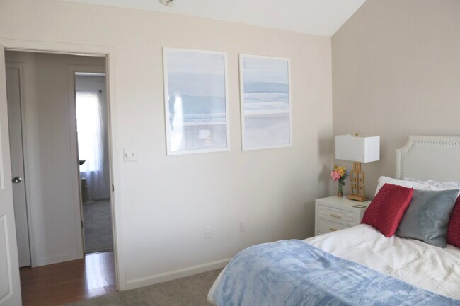Foto del edificio - 214 Eagles Nest Ln