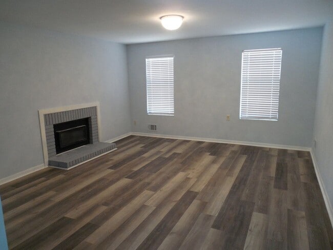 Foto del edificio - Available October 1st 4 bedroom 2 bathroom in Evans Ga