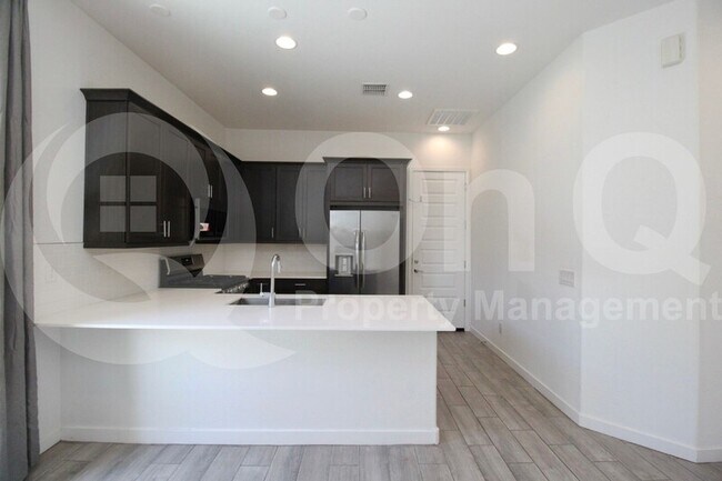 Foto del edificio - 4015 W Piedmont Rd