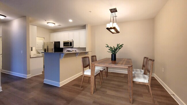 Foto del edificio - 7232 Althorp Way