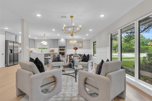 Foto del edificio - 11107 Hillcrest Rd