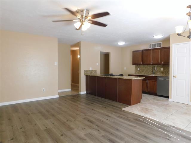 Building Photo - 5236 Nash Dr