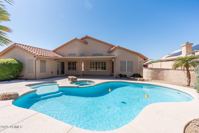 Building Photo - 7910 W Adobe Dr