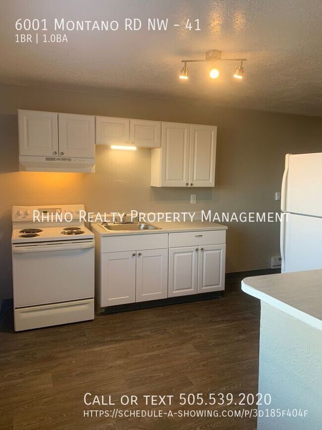 Foto del edificio - 6001 Montaño Rd NW