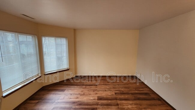Foto del edificio - 277 W Treehouse Ln