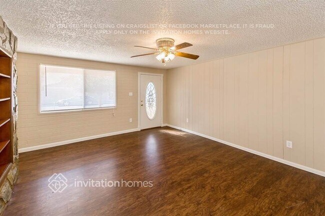 Foto del edificio - 7250 W Glenrosa Ave