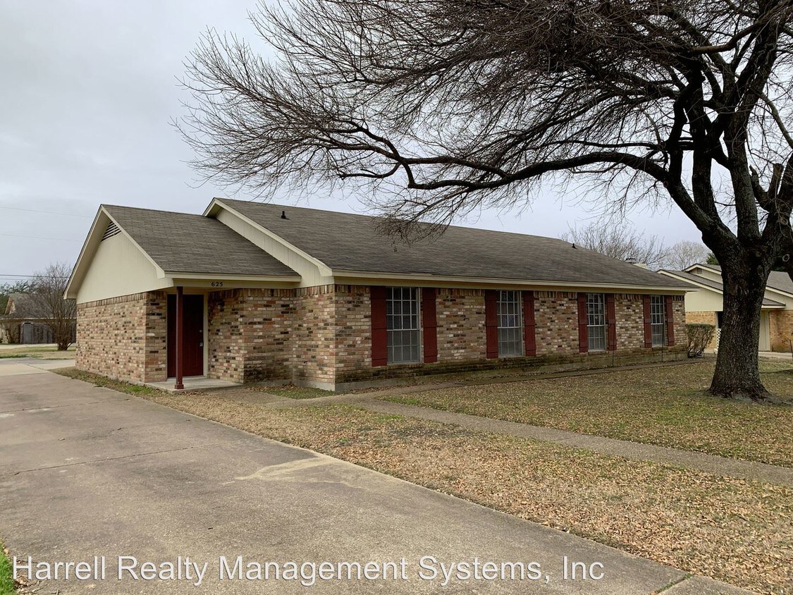 Foto principal - 2 br, 2 bath House - 625 Karen