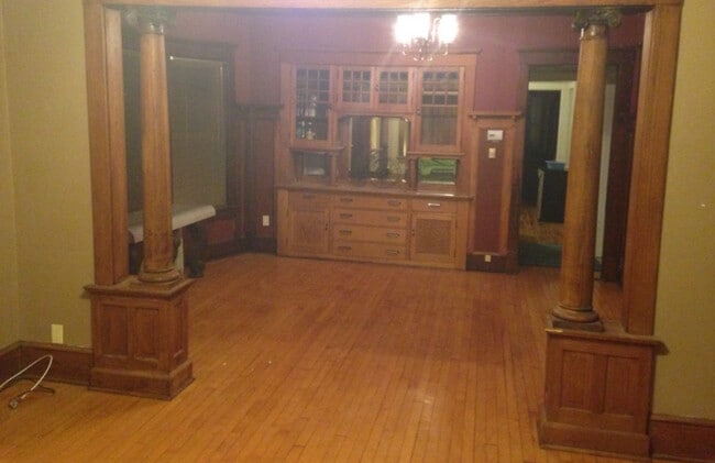 Dining room - 1873 N Astor St