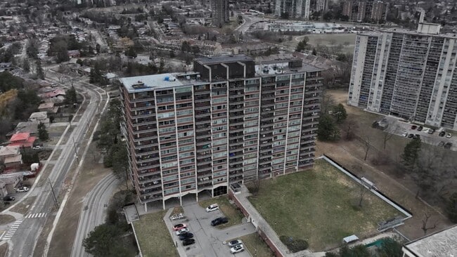  - 185 Shaughnessy Blvd