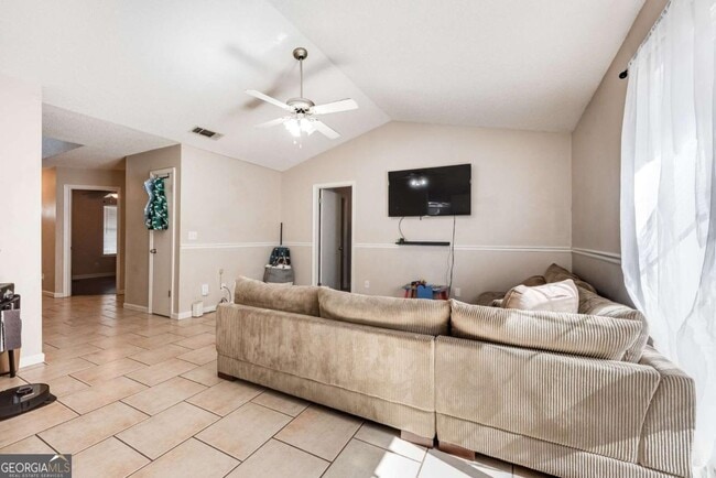 Building Photo - 207 Candy Ct