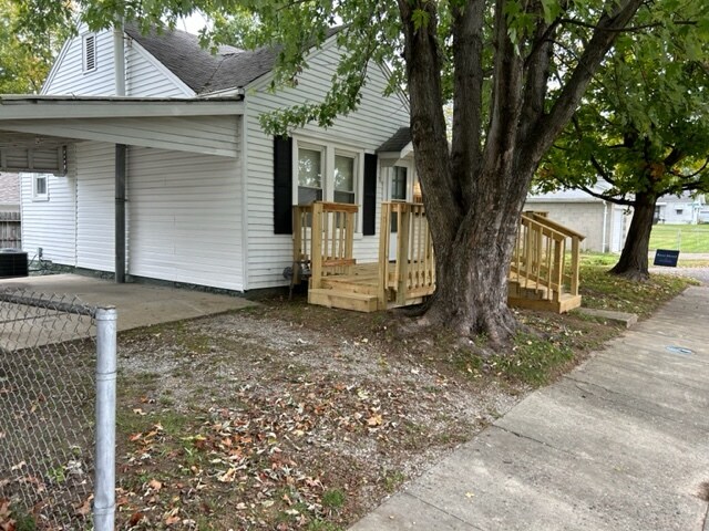 Building Photo - 1112 McDonald Ave