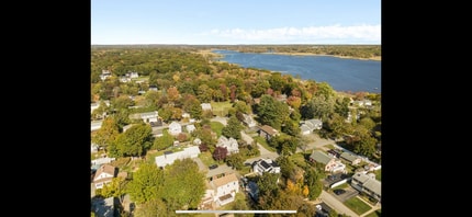 Building Photo - 21 Wallis Ave