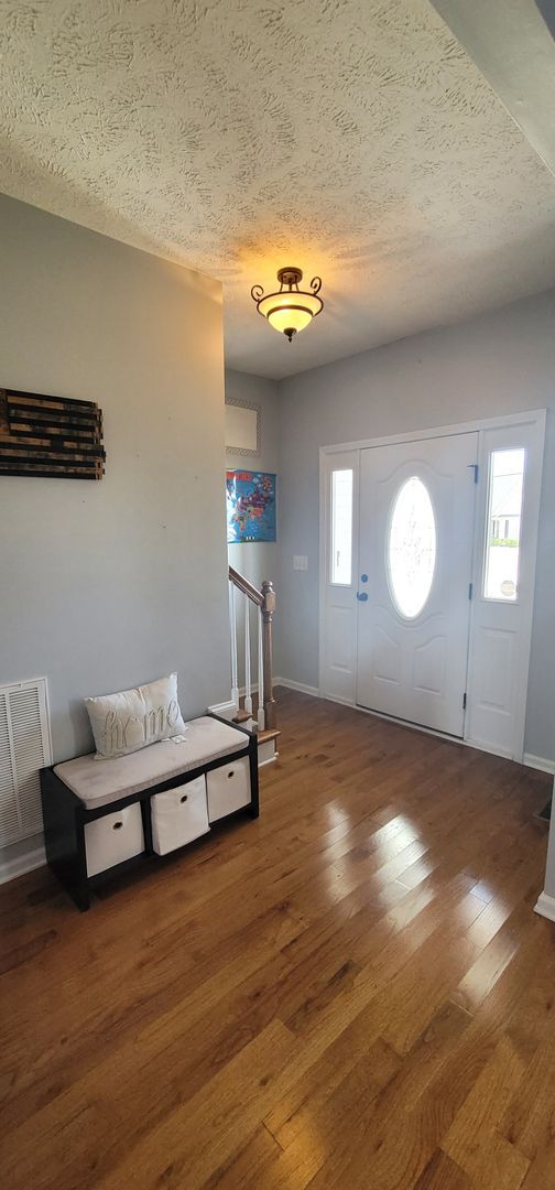 Building Photo - NEW LISTING!!!! Dont Miss Out