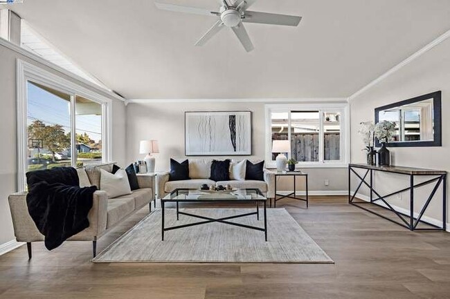 Foto del edificio - 24808 Mango St