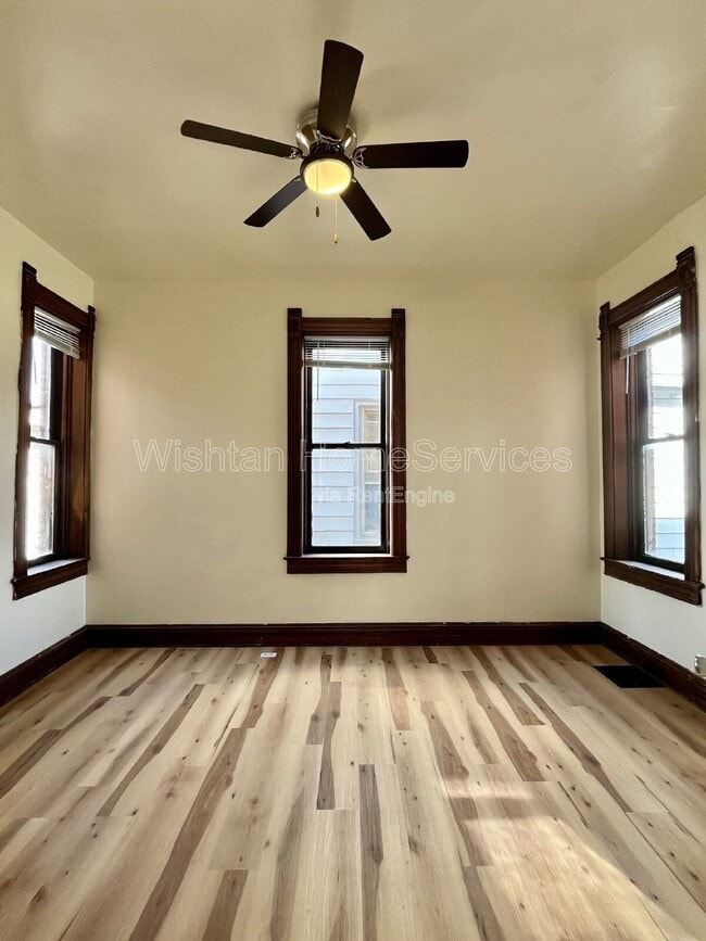 Foto del edificio - 1016 York St