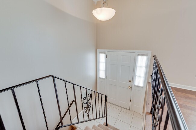 Building Photo - 9020 Kesler Ln
