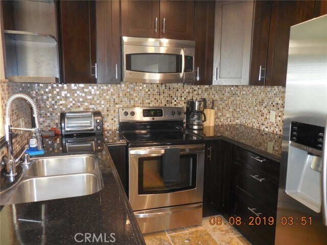 711 Pacific Coast Hwy Unit 412