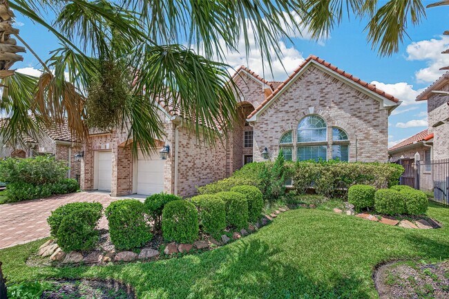 Building Photo - 18943 Villa Bergamo Ln