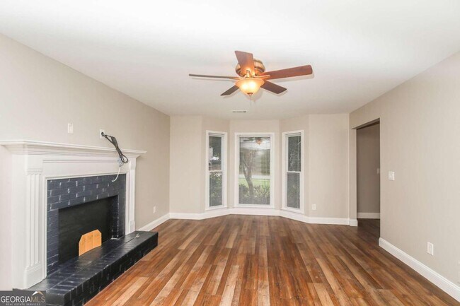Foto del edificio - 3445 Conley Downs Dr