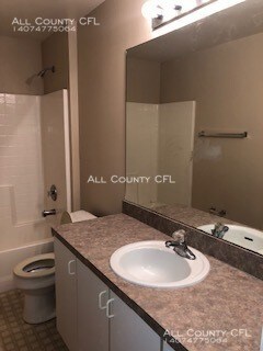 Building Photo - Cute Duplex Corner Lot To Call Home!