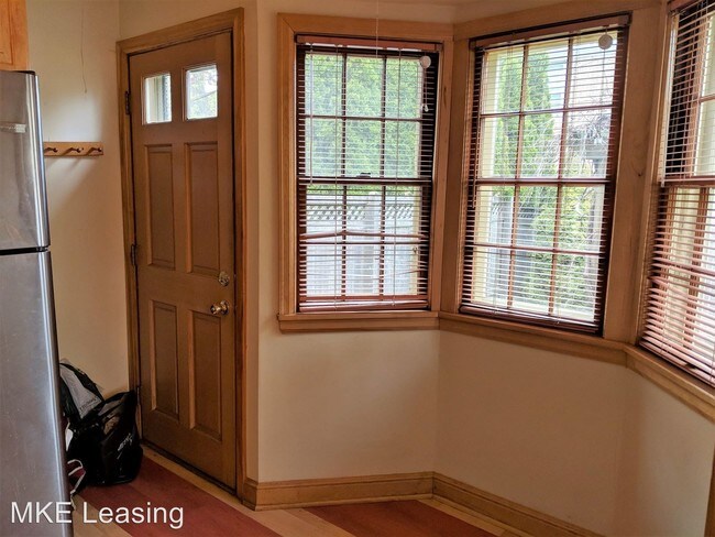 Building Photo - 1104 E Glendale Ave