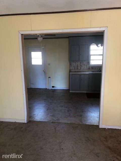 Foto del edificio - 3 br, 1 bath House - 240 Morrows Memorial ...