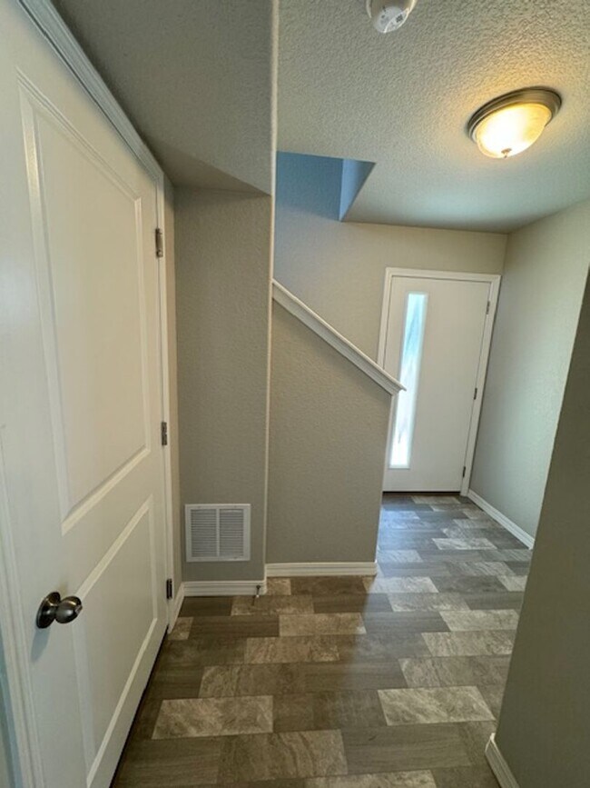 Foto del edificio - Chapel Heights 2BD/1.5BA House w/ A/C and ...