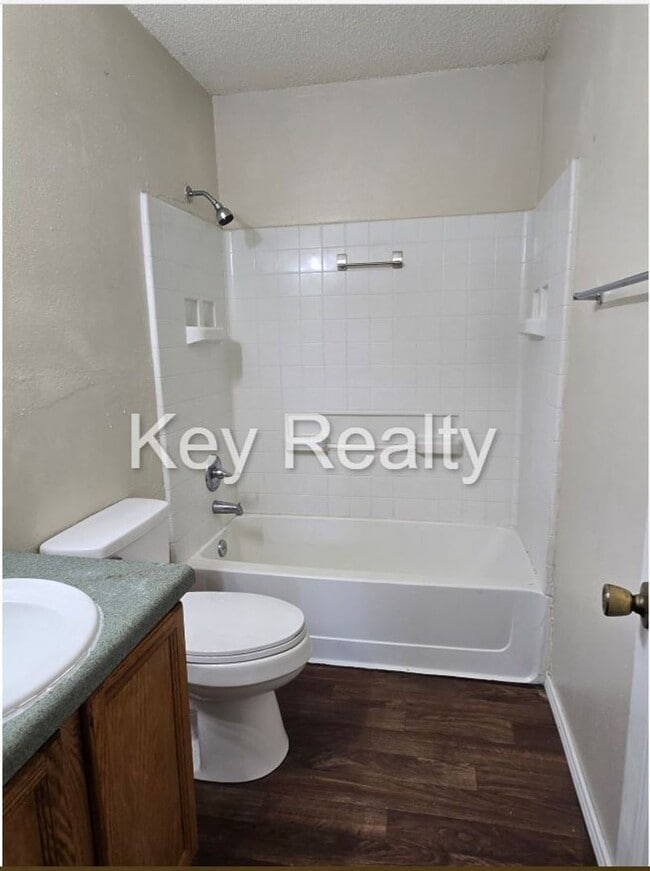 Building Photo - 3801 Palace Ct